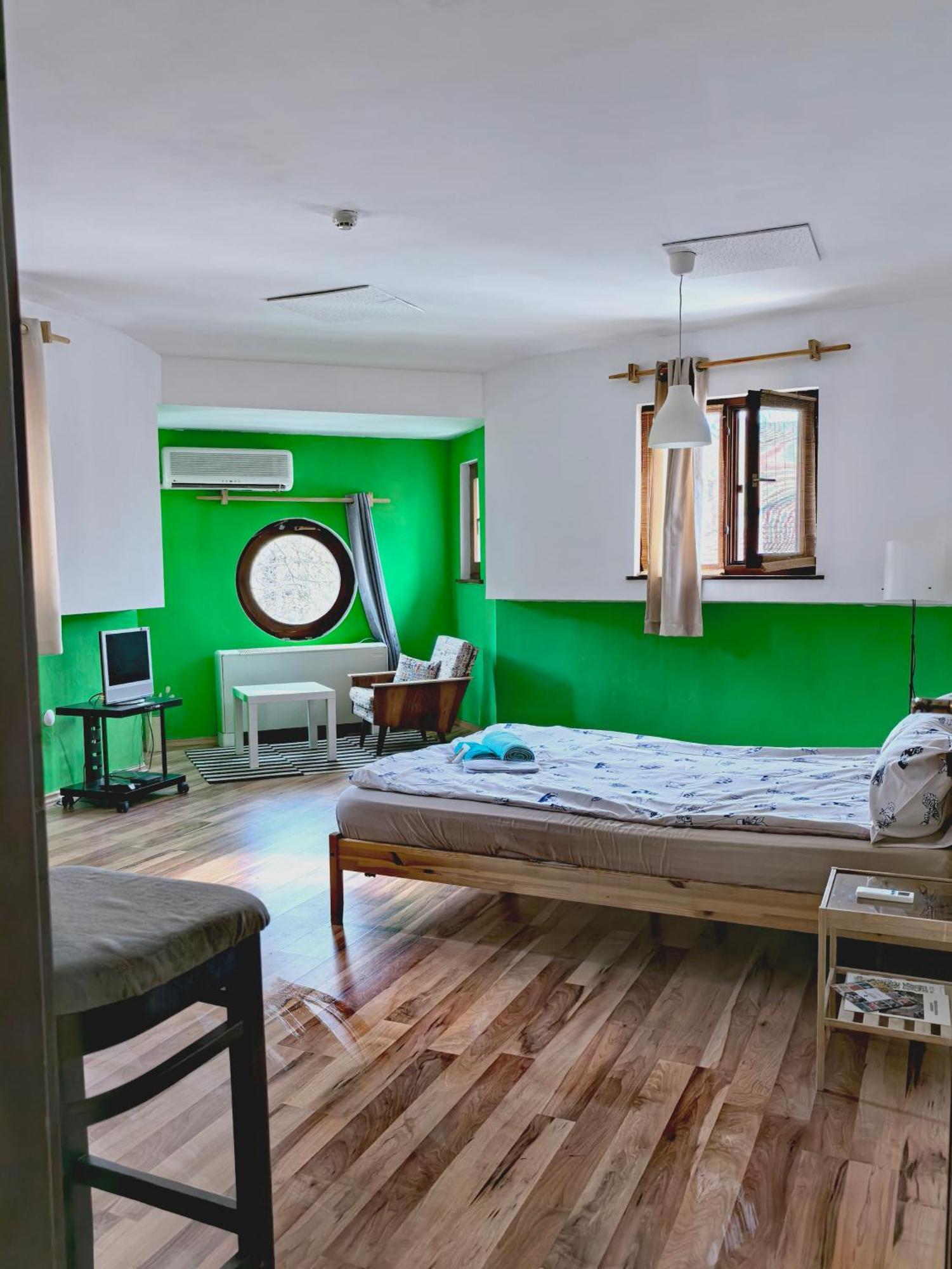 4 Rooms Plovdiv Extérieur photo